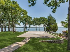 452  Windjammer Lane , Azle Texas 76020