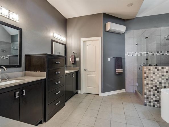 452  Windjammer Lane , Azle Texas 76020