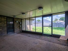 4404  Three Oaks Drive , Arlington Texas 76016