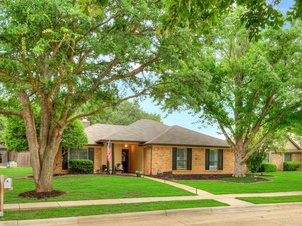 1665 N Valley Parkway , Lewisville Texas 75077