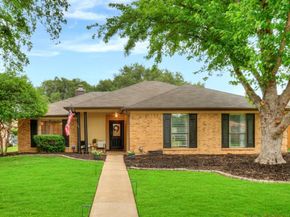 1665 N Valley Parkway , Lewisville Texas 75077