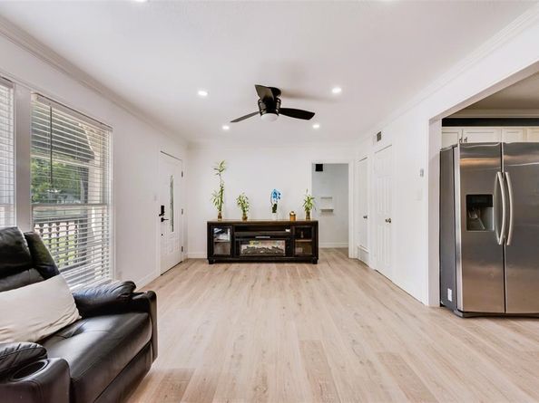 1406  Highland Street , Mesquite Texas 75149