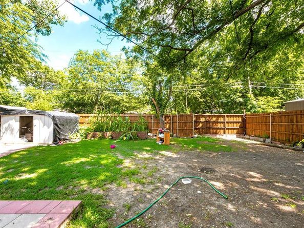 1406  Highland Street , Mesquite Texas 75149