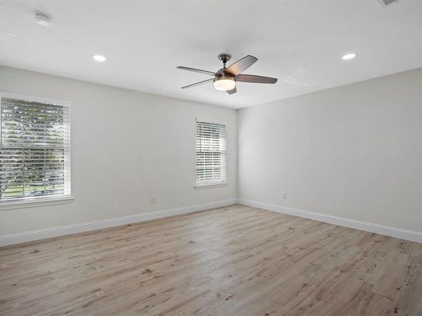 5124  Collinwood Avenue , Fort Worth Texas 76107