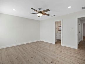 5124  Collinwood Avenue , Fort Worth Texas 76107