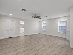5124  Collinwood Avenue , Fort Worth Texas 76107