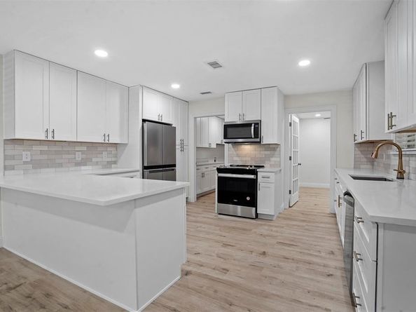 5124  Collinwood Avenue , Fort Worth Texas 76107