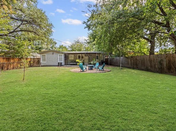 2720  Martin Lydon Avenue , Fort Worth Texas 76133