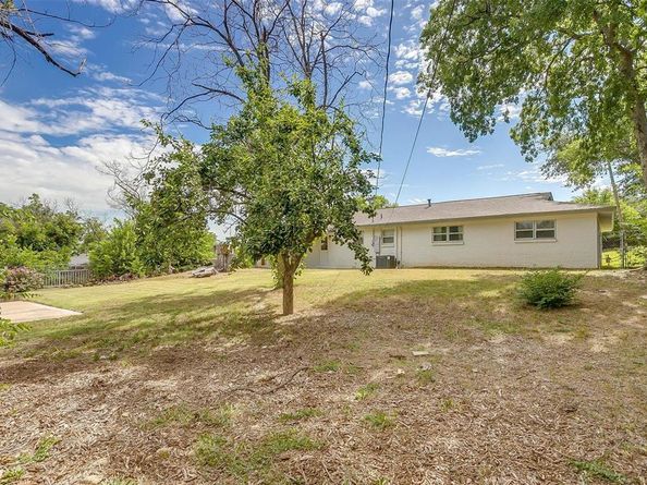 5532  Wonder Drive , Fort Worth Texas 76133