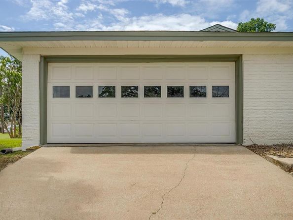 5532  Wonder Drive , Fort Worth Texas 76133