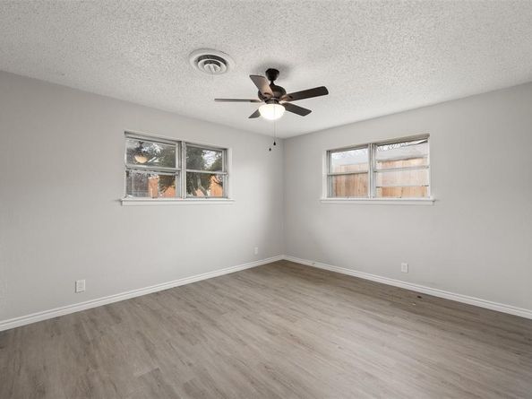 5920  Walraven Circle , Fort Worth Texas 76133