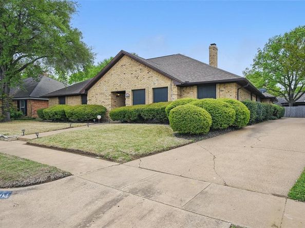 7004  Lake Mead Boulevard , Arlington Texas 76016