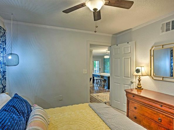 9886  Lake Haven Circle , Fort Worth Texas 76108