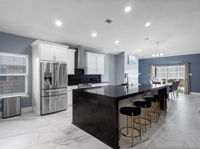 945  Hannah Way , Dallas Texas 75253