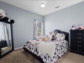 945  Hannah Way , Dallas Texas 75253