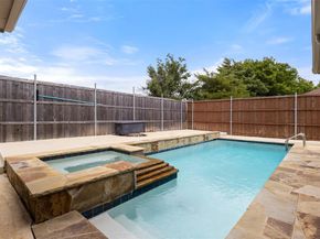 945  Hannah Way , Dallas Texas 75253