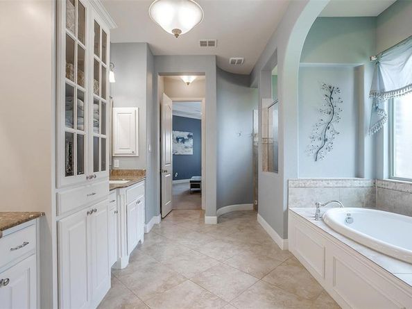 4016  Jasmine Fox Lane , Arlington Texas 76005