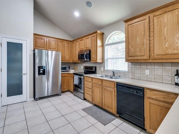 9605  Courtright Drive , Fort Worth Texas 76244