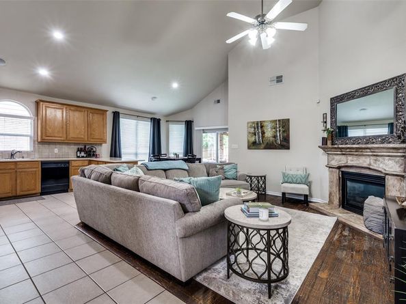 9605  Courtright Drive , Fort Worth Texas 76244