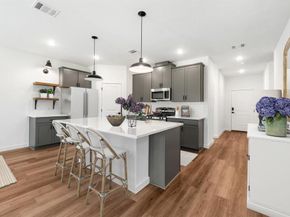 1278  Champlain Way , Dallas Texas 75253