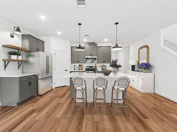 1278  Champlain Way , Dallas Texas 75253