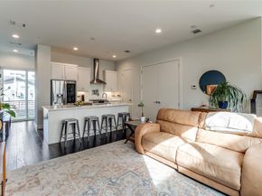 4626  Munger Avenue  202, Dallas Texas 75204
