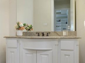 6511  Mimosa Lane , Dallas Texas 75230