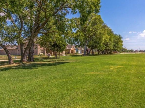 9205  Lamar Street , Rowlett Texas 75089