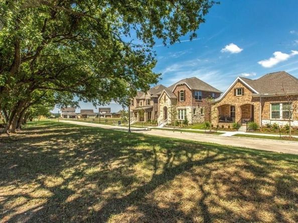 9205  Lamar Street , Rowlett Texas 75089