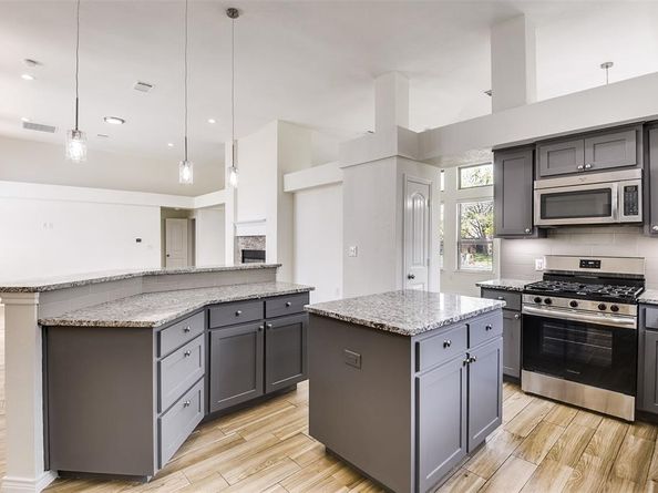 8518  Linda Vista Drive , Rowlett Texas 75088