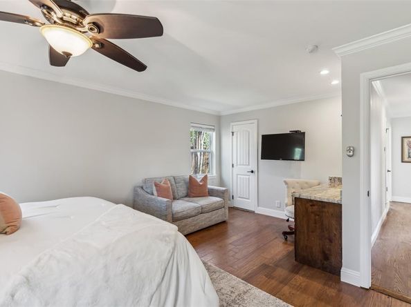 2823  Bay Meadows Circle , Farmers Branch Texas 75234