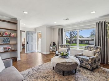 2823  Bay Meadows Circle 