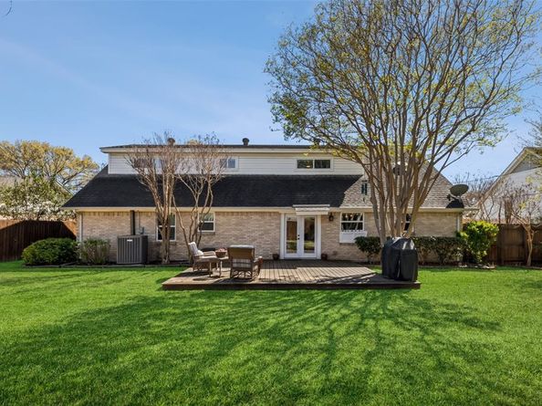 2823  Bay Meadows Circle , Farmers Branch Texas 75234