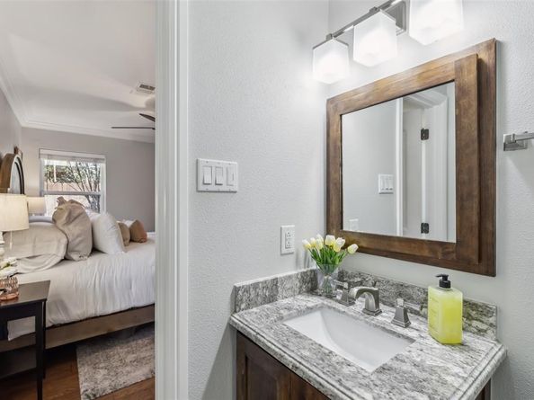 2823  Bay Meadows Circle , Farmers Branch Texas 75234