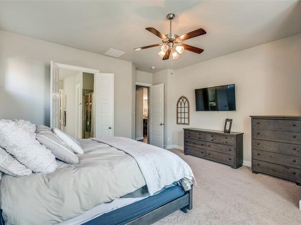 905  Crystal Oak Lane , Arlington Texas 76005