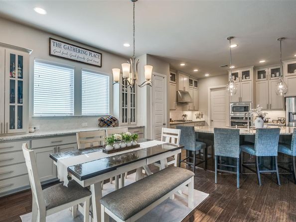905  Crystal Oak Lane , Arlington Texas 76005