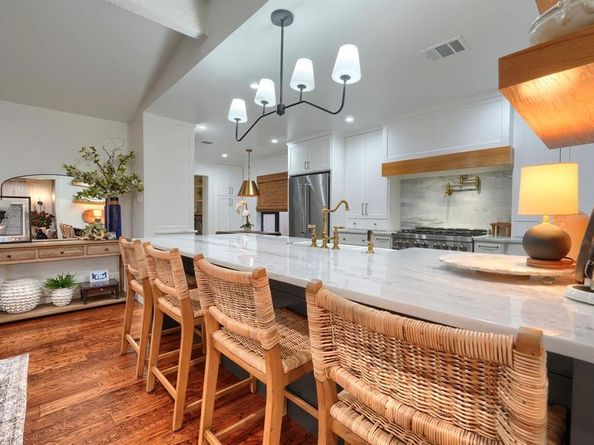 311  Canyon Valley Drive , Richardson Texas 75080