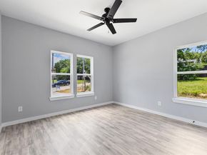 1609 E Bluff Street , Fort Worth Texas 76102