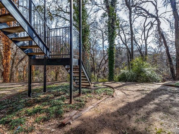 9747  Whitehurst Drive  150, Dallas Texas 75243