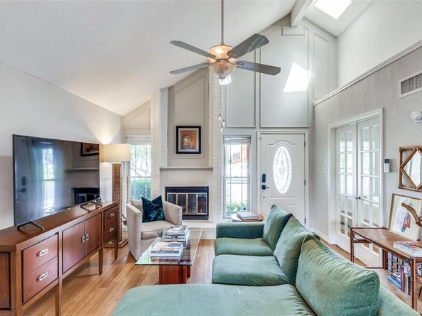 3502  San Jacinto Street , Dallas Texas 75204