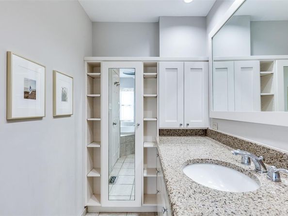 3502  San Jacinto Street , Dallas Texas 75204