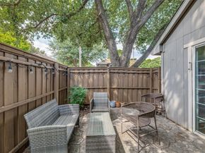 3502  San Jacinto Street , Dallas Texas 75204