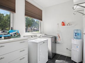 613 N Bailey Avenue , Fort Worth Texas 76107