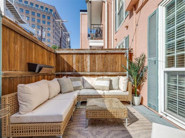 3208  Cole Avenue  1110, Dallas Texas 75204