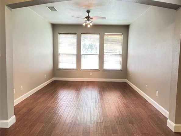 4712  Englishtown Drive , Arlington Texas 76016