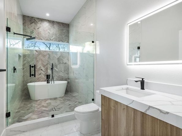 4603  Newmore Avenue , Dallas Texas 75209