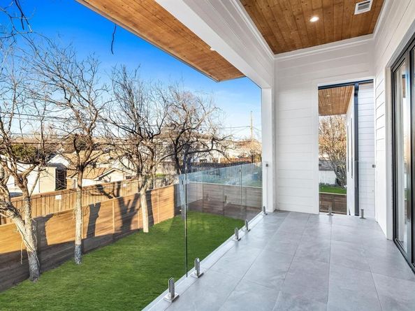 4603  Newmore Avenue , Dallas Texas 75209