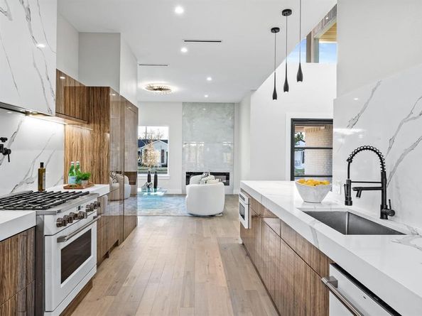 4603  Newmore Avenue , Dallas Texas 75209