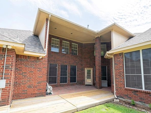 9513  Tiger Drive , Plano Texas 75025