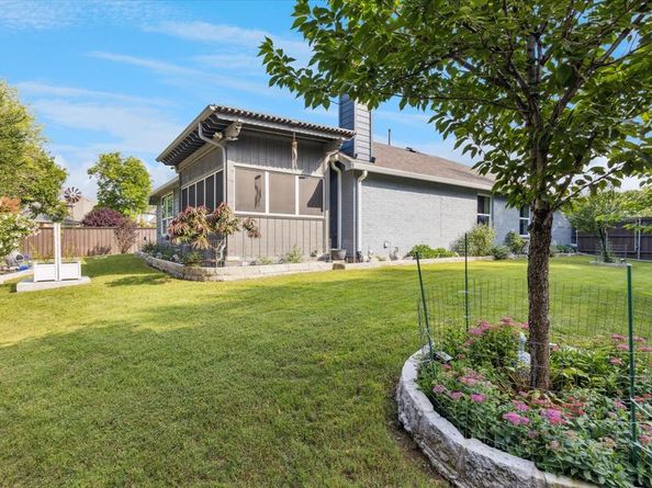 901  Freesia Drive , Little Elm Texas 75068